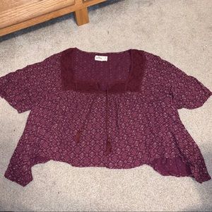 Hollister burgundy cropped blouse